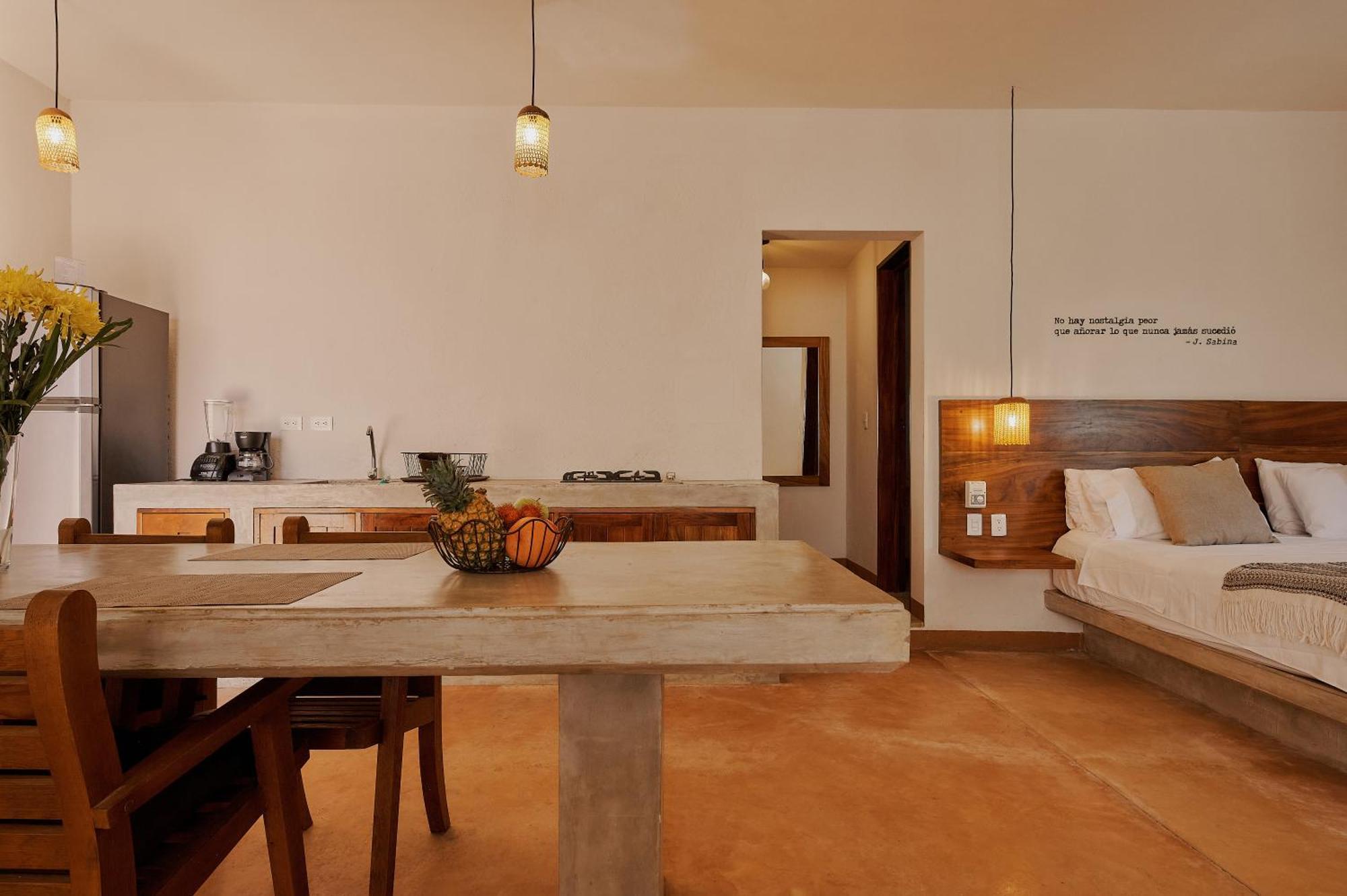 Отель Casa Mosaicos - Adults Only Пуэрто-Эскондидо Экстерьер фото